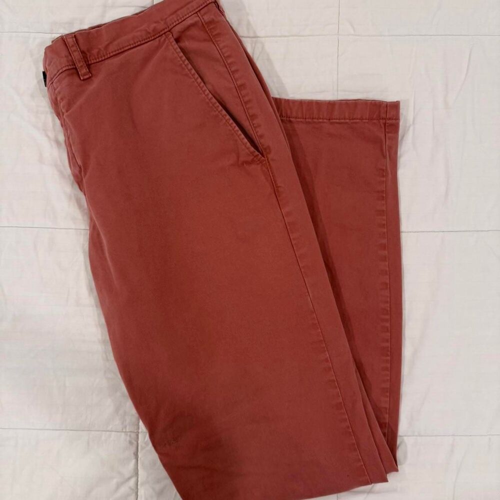 Tommy Hilfiger Men's Straight Leg Salmon Preppy Trousers, Size 34x32